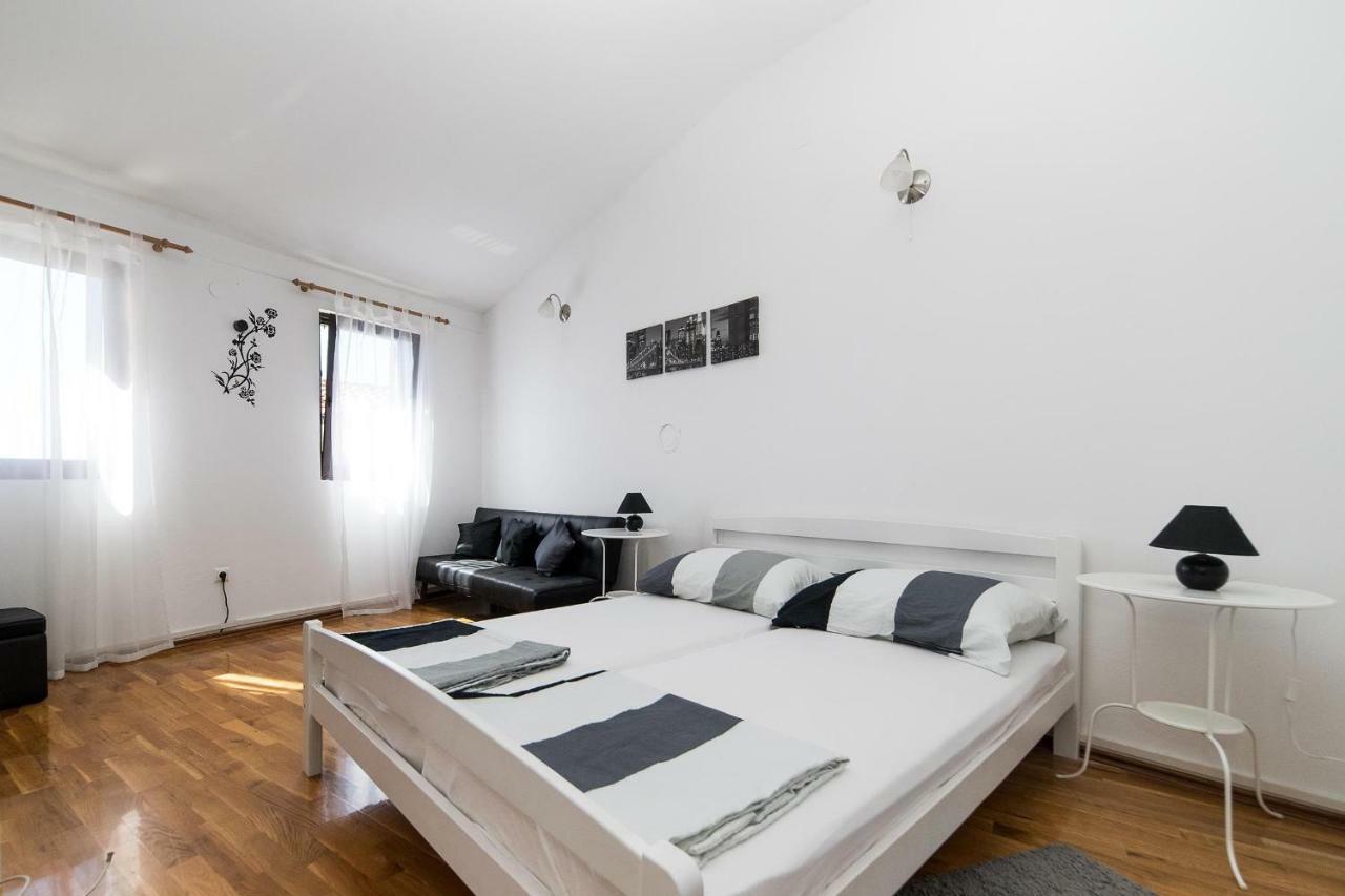 Apartmani Kristina Crikvenica Extérieur photo